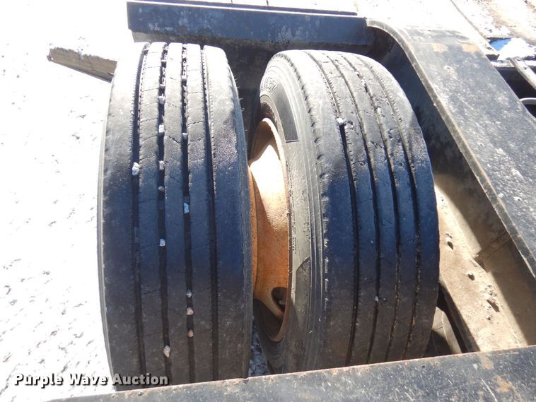 image for item AF9364 2007 Talbert T3DW-50SA-HRG-1-11  lowboy equipment trailer