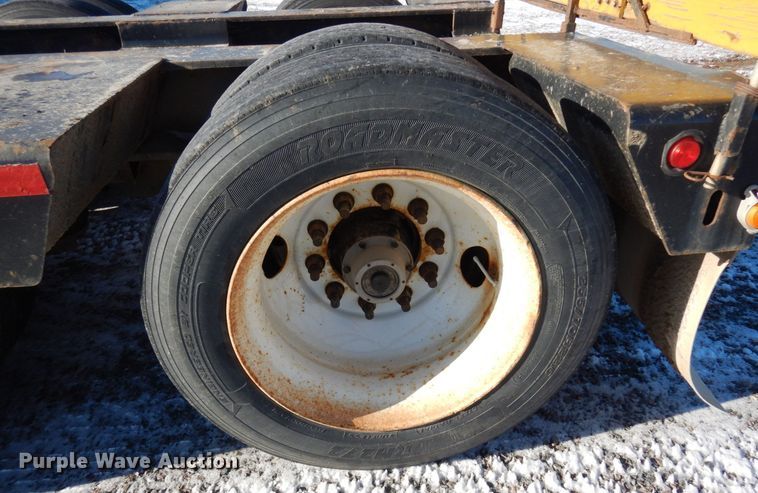 image for item AF9364 2007 Talbert T3DW-50SA-HRG-1-11  lowboy equipment trailer