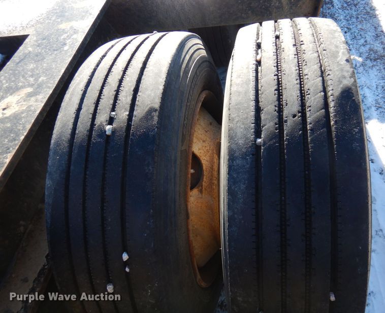 image for item AF9364 2007 Talbert T3DW-50SA-HRG-1-11  lowboy equipment trailer