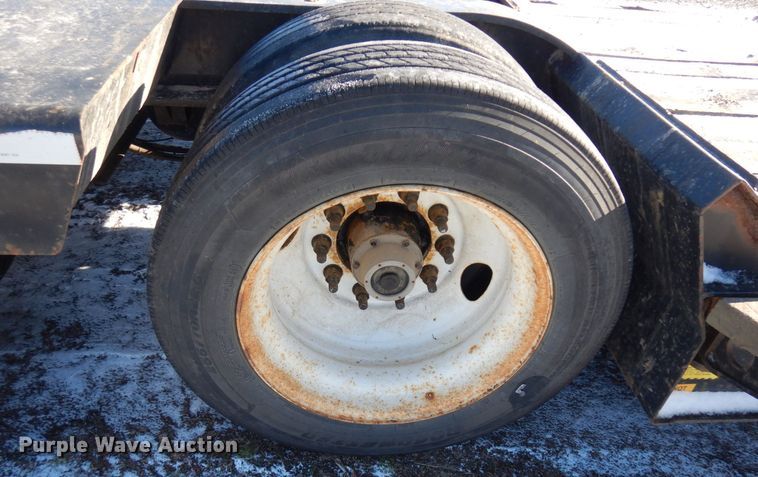 image for item AF9364 2007 Talbert T3DW-50SA-HRG-1-11  lowboy equipment trailer