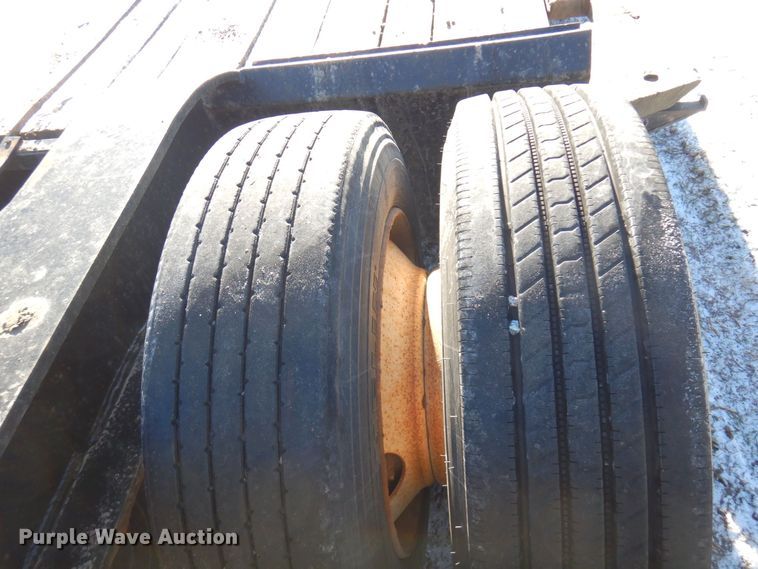 image for item AF9364 2007 Talbert T3DW-50SA-HRG-1-11  lowboy equipment trailer