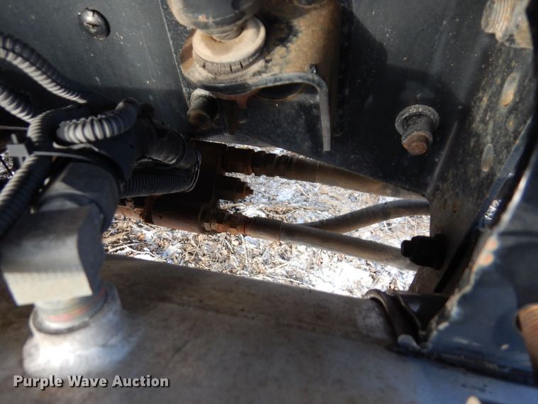 image for item AF9367 2006 Mack CV713  semi truck