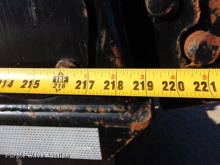 image for item AF9405 2005 Sterling L9500  dump truck