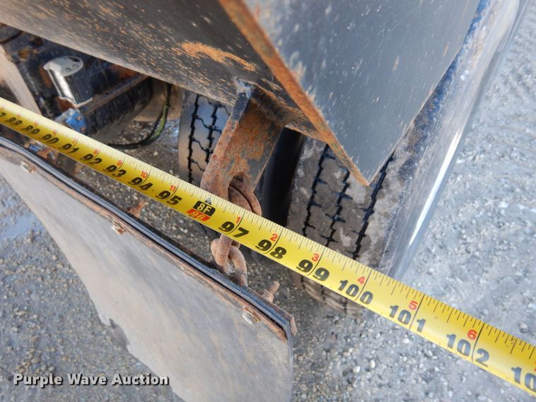 image for item AF9405 2005 Sterling L9500  dump truck