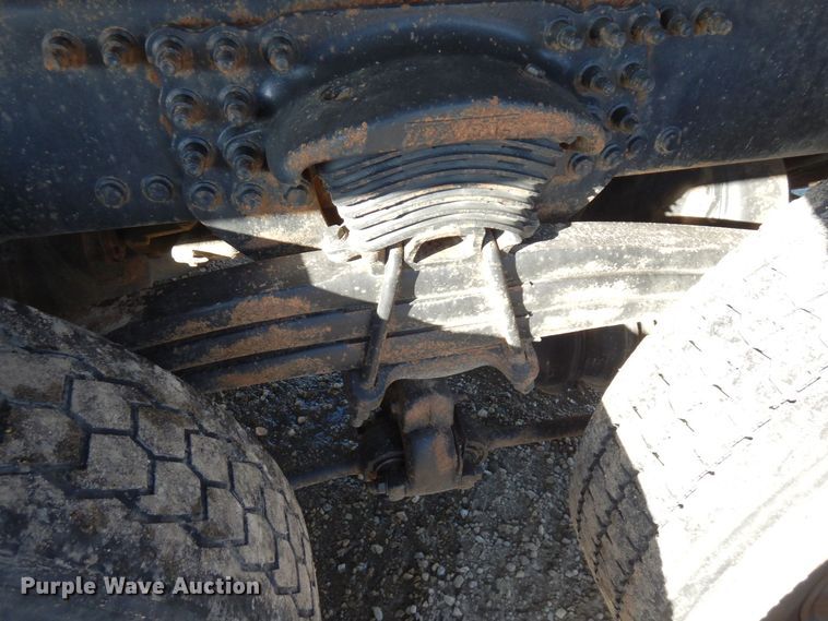 image for item AF9405 2005 Sterling L9500  dump truck