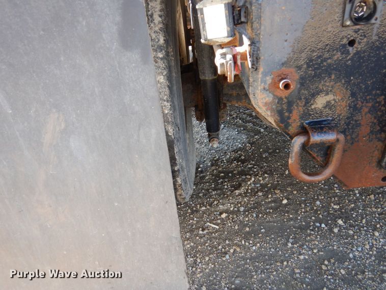 image for item AF9405 2005 Sterling L9500  dump truck