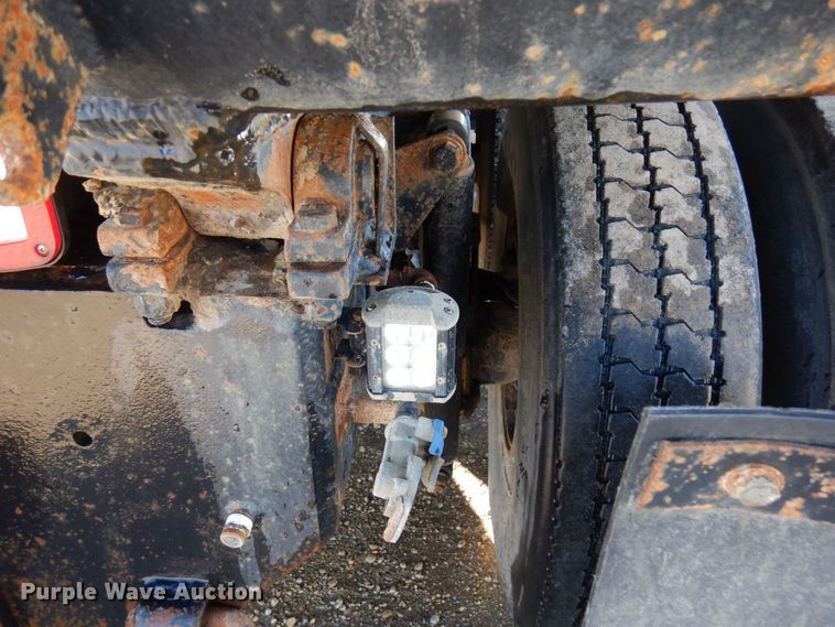 image for item AF9405 2005 Sterling L9500  dump truck