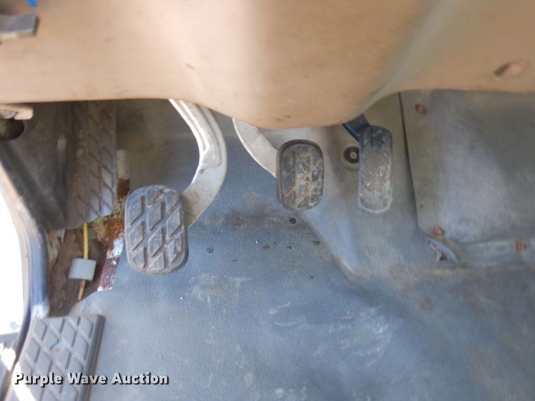 image for item AF9405 2005 Sterling L9500  dump truck