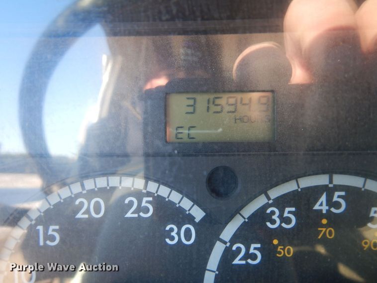 image for item AF9405 2005 Sterling L9500  dump truck