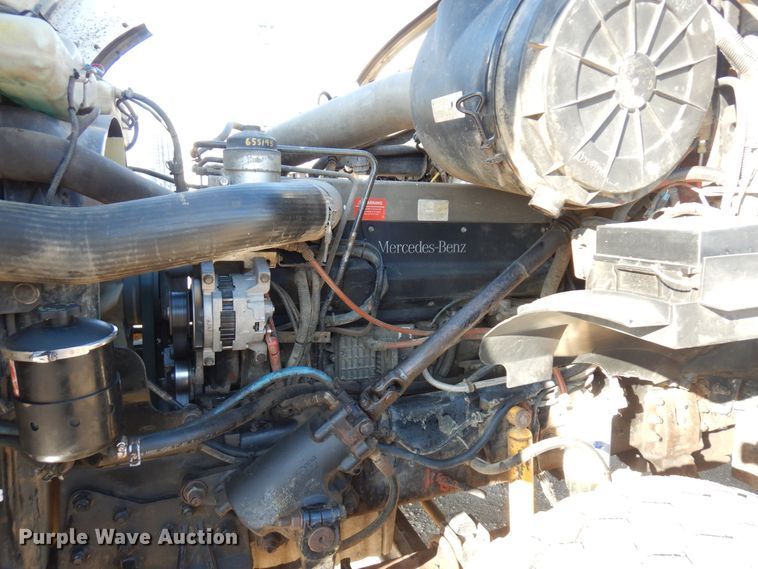 image for item AF9405 2005 Sterling L9500  dump truck