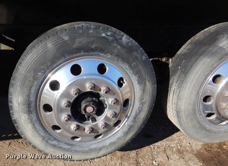 image for item AF9405 2005 Sterling L9500  dump truck