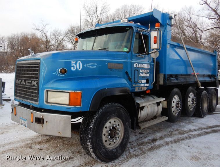 image for item AF9434 1998 Mack CL713  dump truck