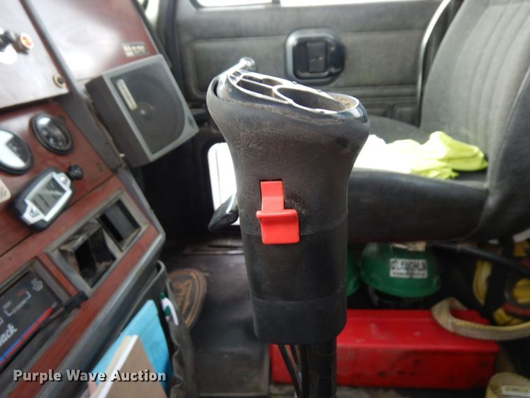 image for item AF9434 1998 Mack CL713  dump truck