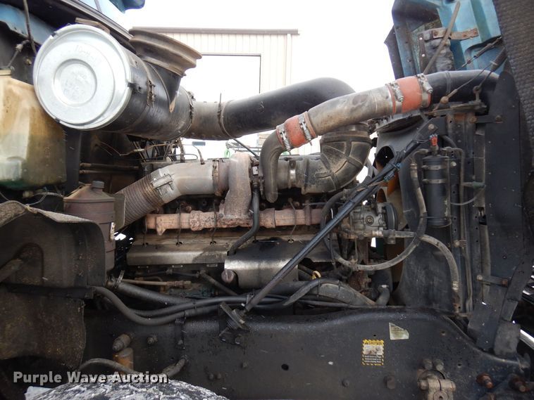 image for item AF9434 1998 Mack CL713  dump truck