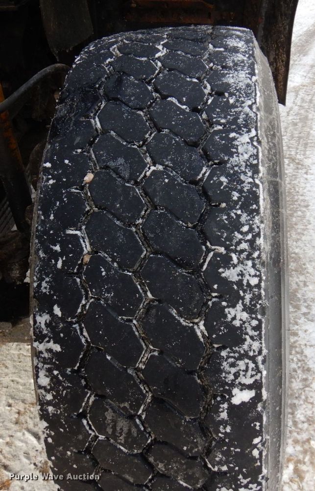 image for item AF9434 1998 Mack CL713  dump truck