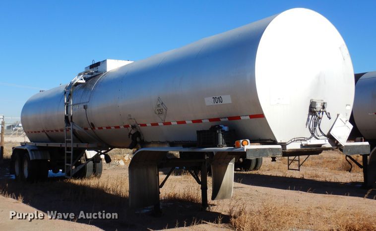 image for item DF8252 1989 Polar Tank Trailers Inc  tank trailer
