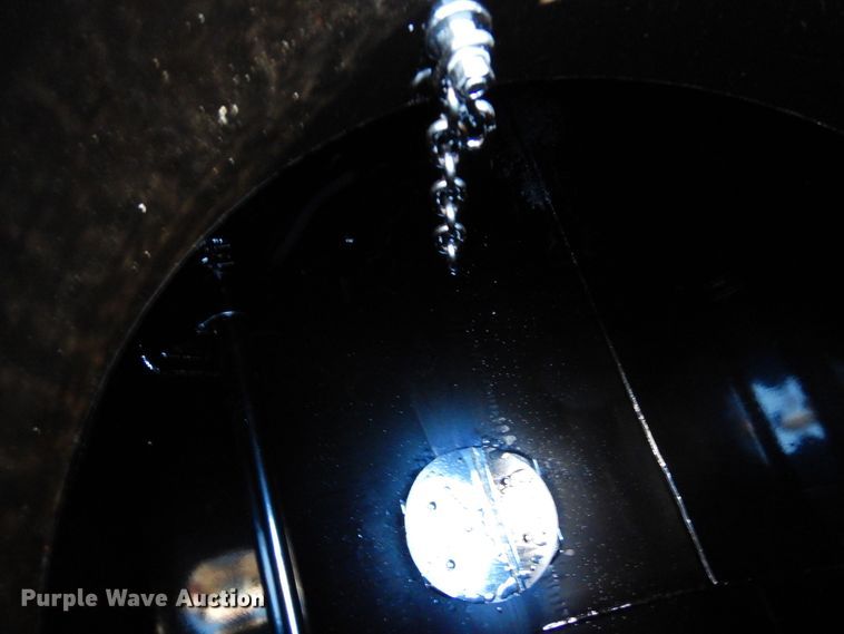 image for item DF8252 1989 Polar Tank Trailers Inc  tank trailer