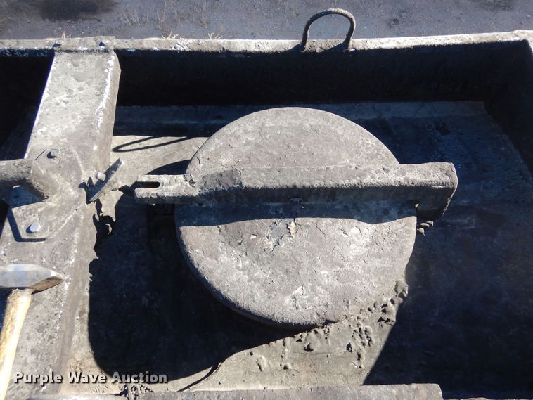 image for item DF8252 1989 Polar Tank Trailers Inc  tank trailer