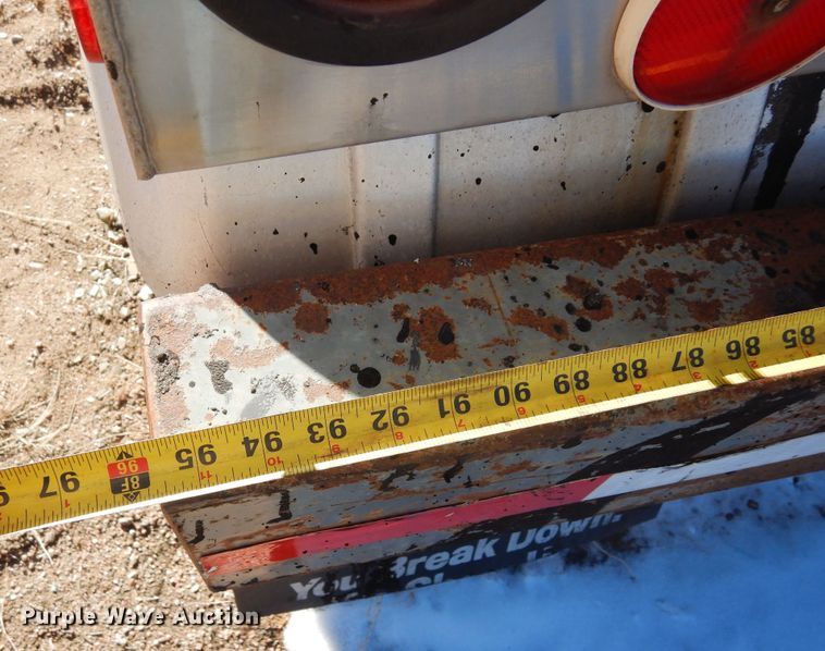 image for item DF8252 1989 Polar Tank Trailers Inc  tank trailer