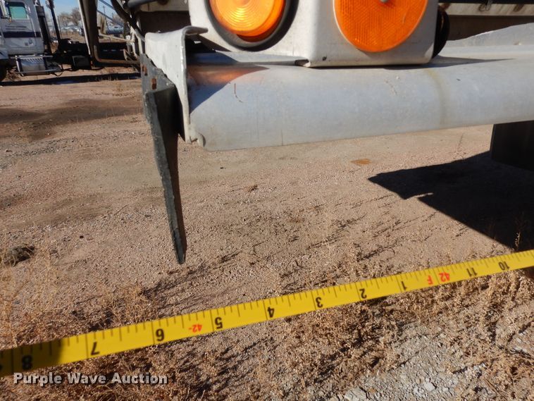 image for item DF8252 1989 Polar Tank Trailers Inc  tank trailer