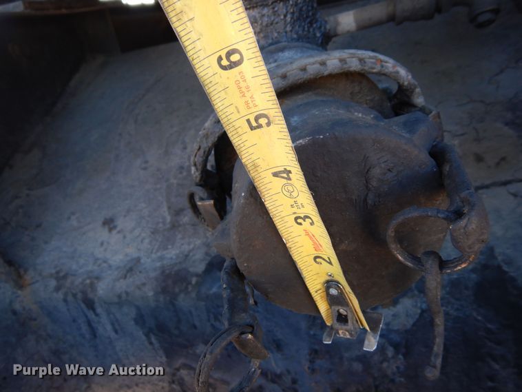 image for item DF8253 1996 Etnyre CD-1040  tank trailer