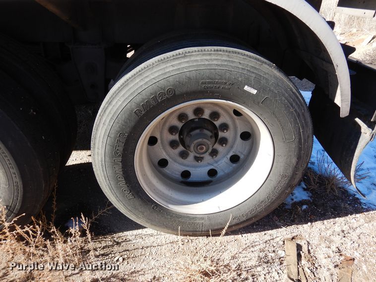 image for item DF8253 1996 Etnyre CD-1040  tank trailer