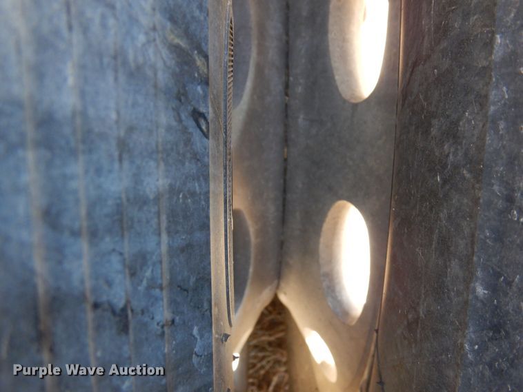 image for item DF8261 2002 Peterbilt 379  semi truck