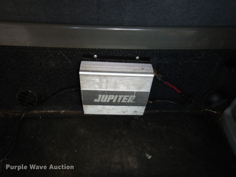 image for item DF8270 1998 Freightliner Century Class  semi truck