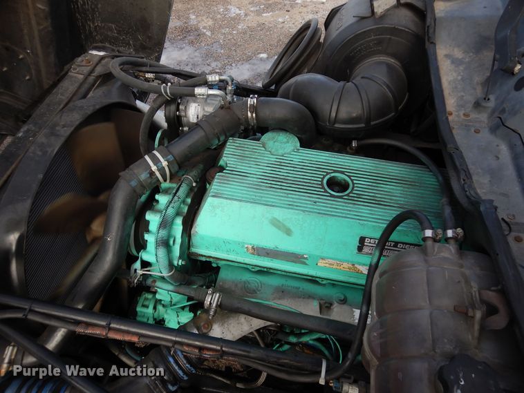 image for item DF8270 1998 Freightliner Century Class  semi truck