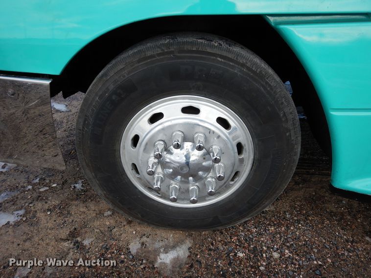 image for item DF8270 1998 Freightliner Century Class  semi truck