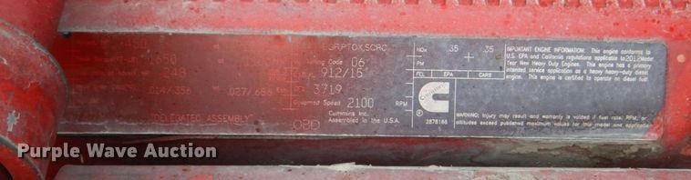 image for item DH7523 2013 Peterbilt 386  semi truck