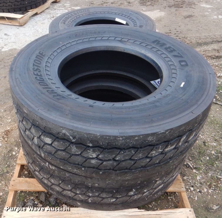 image for item DH7528 (3) Bridgestone M870 315/80R22.5 tires