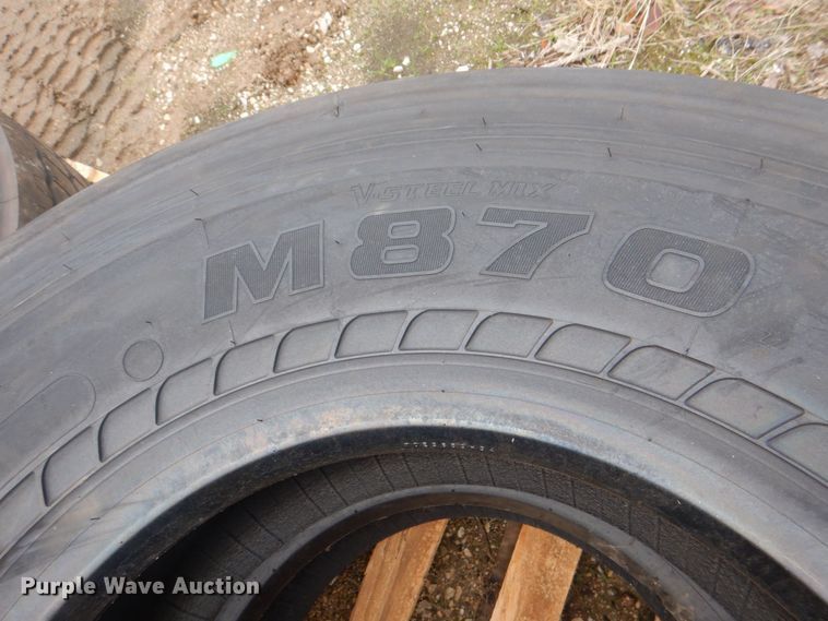 image for item DH7528 (3) Bridgestone M870 315/80R22.5 tires