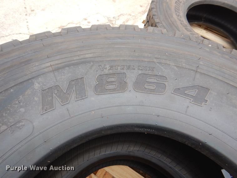 image for item DH7529 (3) Bridgestone M864 425/65R22.5 tires