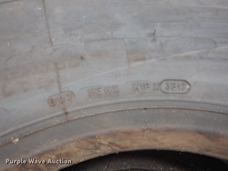 image for item DH7531 (2) Michelin XFE 425/65R22.5 tires