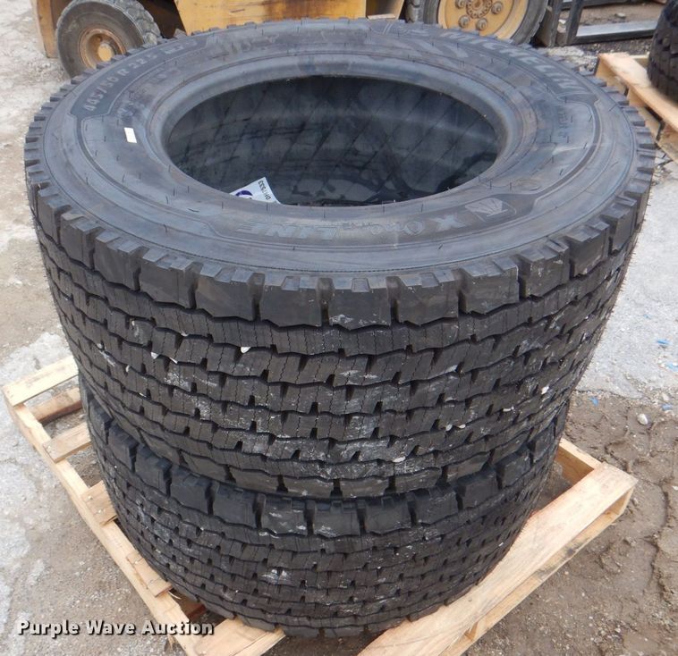 image for item DH7533 (2) Michelin X-One Line Grip 445/50R22.5 tires