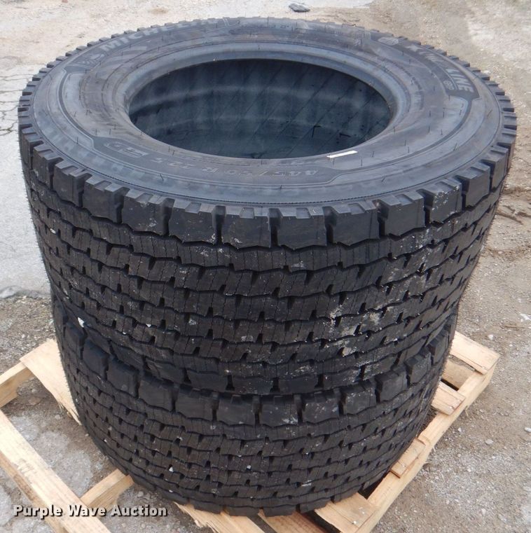 image for item DH7533 (2) Michelin X-One Line Grip 445/50R22.5 tires