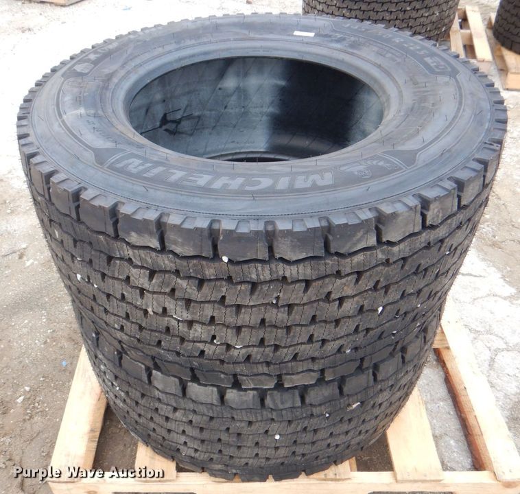 image for item DH7533 (2) Michelin X-One Line Grip 445/50R22.5 tires