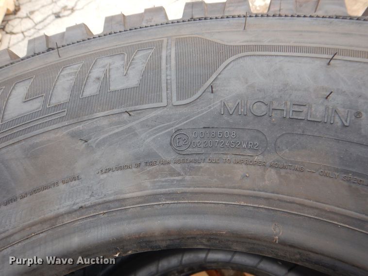 image for item DH7533 (2) Michelin X-One Line Grip 445/50R22.5 tires