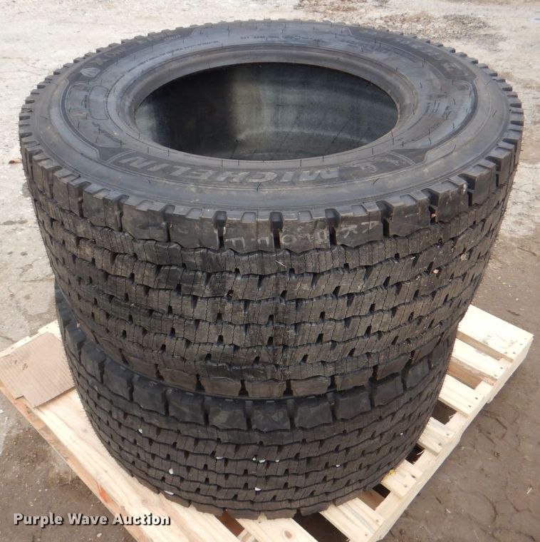 image for item DH7534 (2) Michelin X-One Line Grip 445/50R22.5 tires