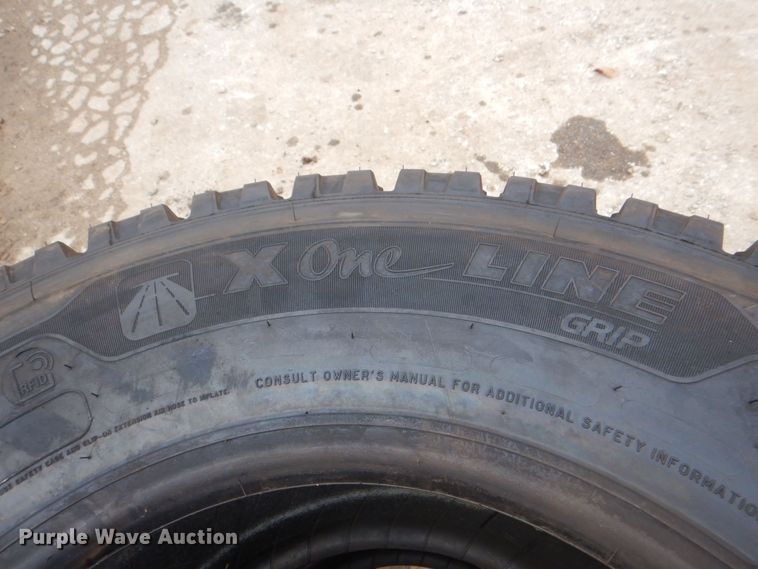 image for item DH7534 (2) Michelin X-One Line Grip 445/50R22.5 tires