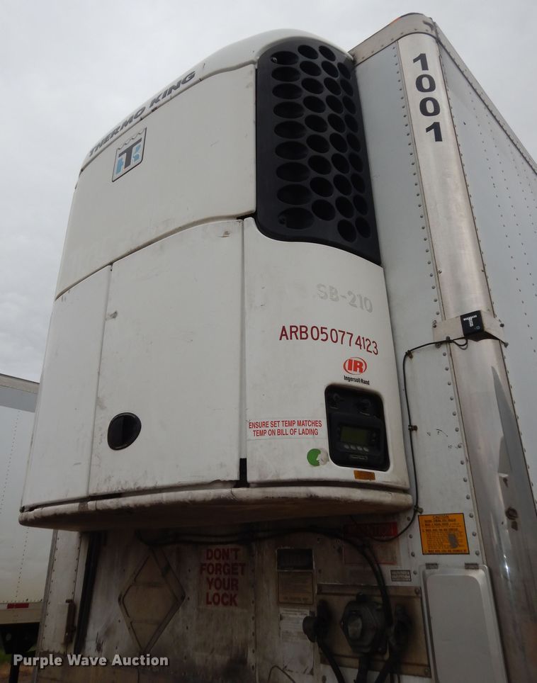image for item DI6847 2004 Utility VS2RA  refrigerated van trailer