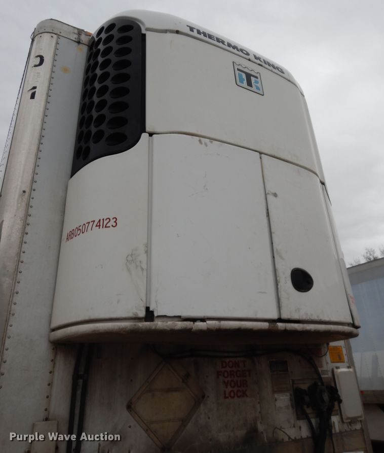 image for item DI6847 2004 Utility VS2RA  refrigerated van trailer