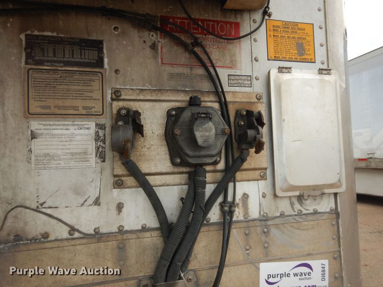 image for item DI6847 2004 Utility VS2RA  refrigerated van trailer