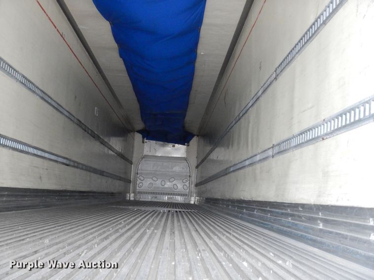 image for item DI6847 2004 Utility VS2RA  refrigerated van trailer