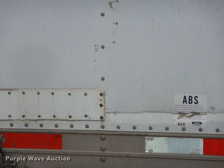 image for item DI6847 2004 Utility VS2RA  refrigerated van trailer