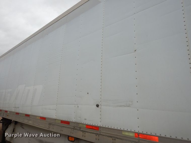image for item DI6847 2004 Utility VS2RA  refrigerated van trailer