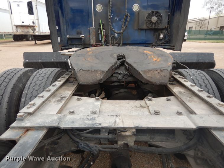 image for item DI6850 2012 Kenworth T700  semi truck