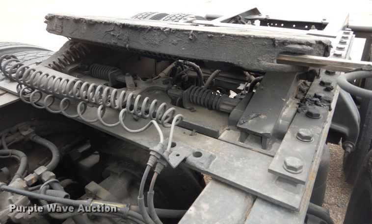 image for item DI6850 2012 Kenworth T700  semi truck