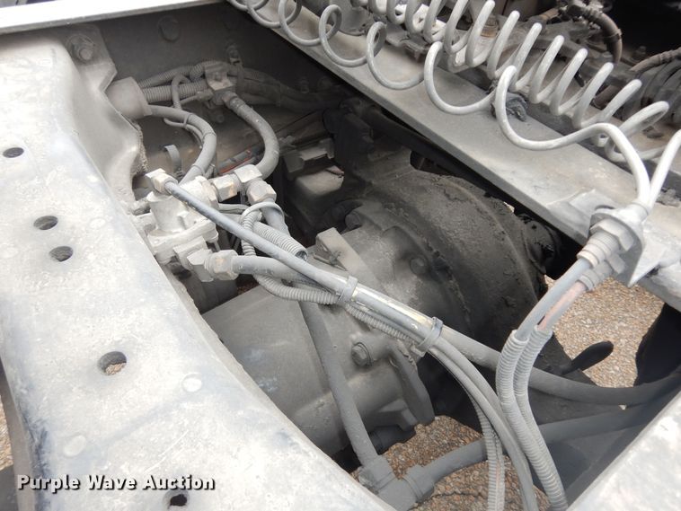 image for item DI6850 2012 Kenworth T700  semi truck